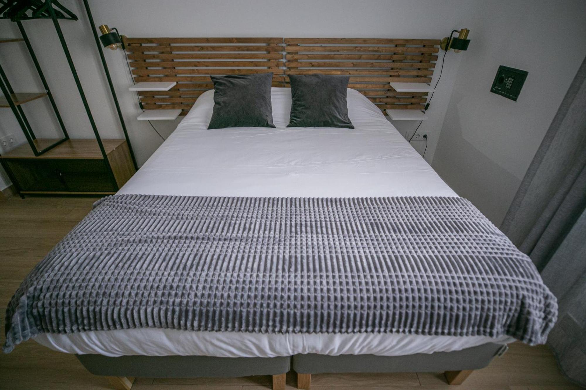 Apartamentos Gemina Mérida Luaran gambar