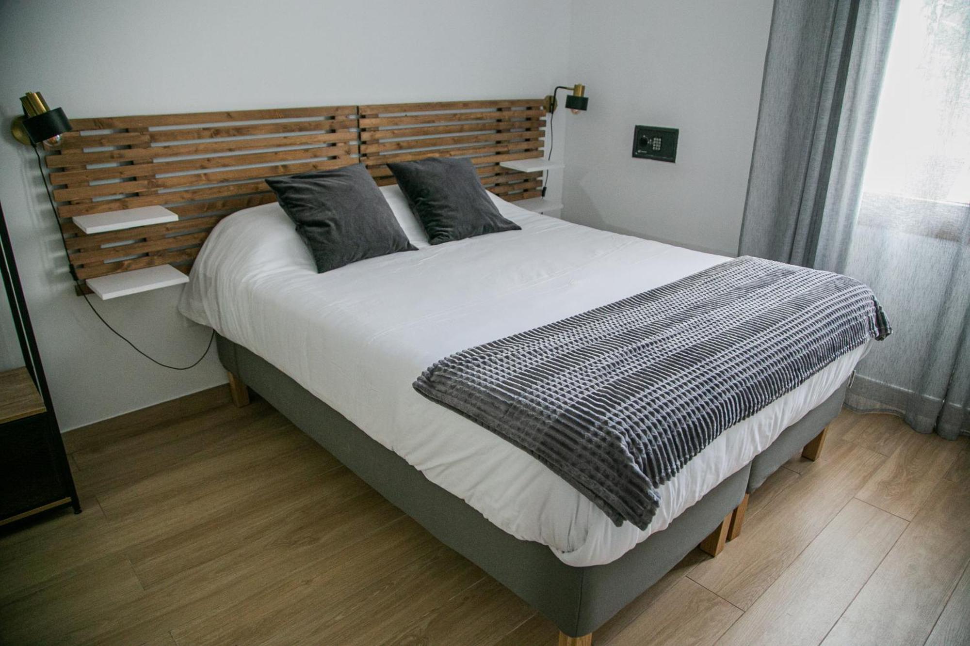 Apartamentos Gemina Mérida Luaran gambar